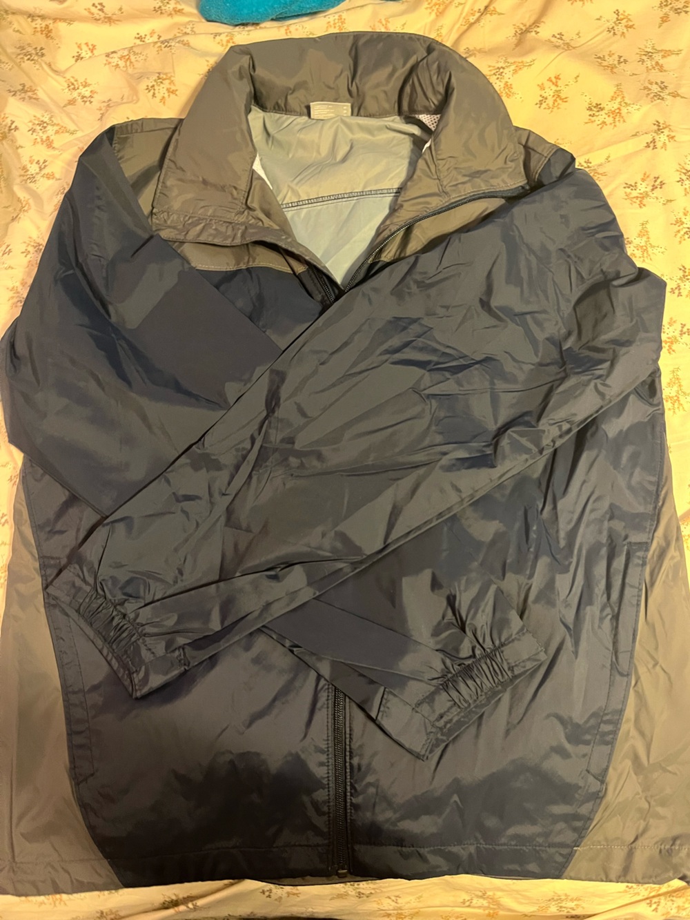 columbia navy blue windbreaker !! - Picture 1 of 2